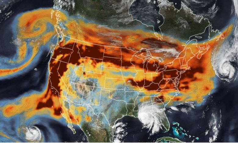 Les incendies climatiques et les ouragans se heurtent dans cette image satellite choquante de la NASA Par Brandon Specktor publiée le 21 septembre 20 Une série épique d'images satellite montre les fumées des incendies de forêt en Californie se heurtant aux ouragans dans l'est des États-Unis et la côte du golfe.