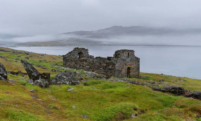 L'élévation épique du niveau de la mer a chassé les Vikings du Groenland Par Mindy Weisberger publié le 16 décembre 21 Le changement climatique qui a entraîné l'élévation du niveau de la mer et de graves inondations côtières pourrait expliquer pourquoi les Vikings ont abandonné leurs colonies au Groenland.