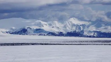 Un « Blue Blob » exceptionnellement froid ralentit la fonte rapide des glaciers islandais, mais pas pour longtemps Par Harry Baker publié le 17 février 22 Une nouvelle étude sur une zone froide de l'Arctique, connue sous le nom de « Blue Blob », a montré qu'il est ralentir la vitesse de fonte des glaciers islandais, mais seulement pour quelques décennies encore.