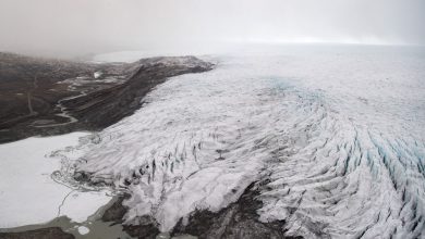 Un «événement de fonte massive» frappe le Groenland après une vague de chaleur record Par Ben Turner publié le 21 août Une estimation suggère que 13 milliards de tonnes (12 tonnes métriques) de glace se sont retrouvées dans l'océan en une seule journée.