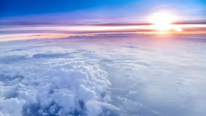 Les chercheurs avertissent que la vapeur d'eau supplémentaire dans la stratosphère pourrait contribuer au réchauffement climatique ou potentiellement affaiblir la couche d'ozone.