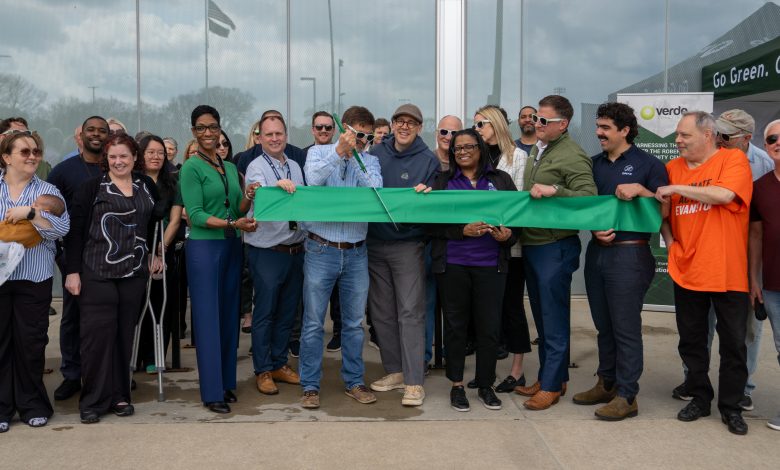 La ville allume les panneaux solaires Robert Crown